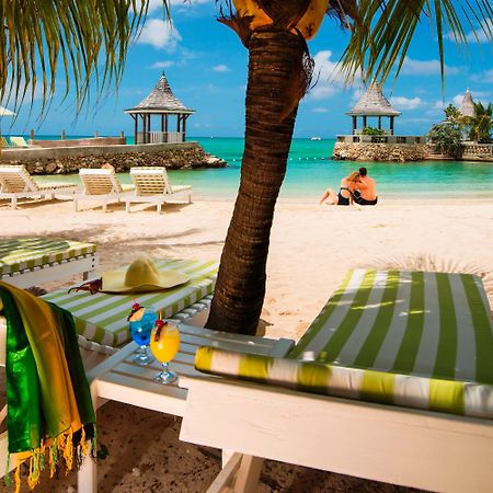 Seagarden Beach Resort Montego Bay Esterno foto