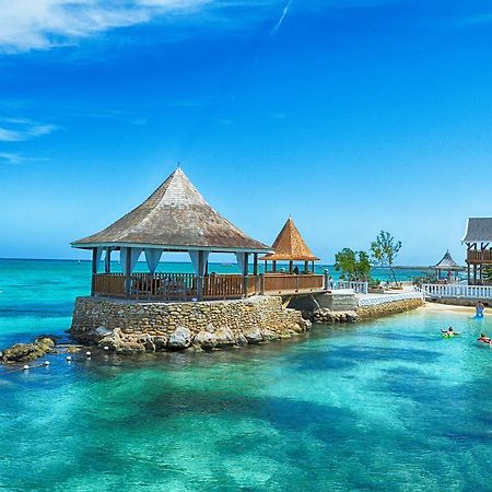 Seagarden Beach Resort Montego Bay Esterno foto
