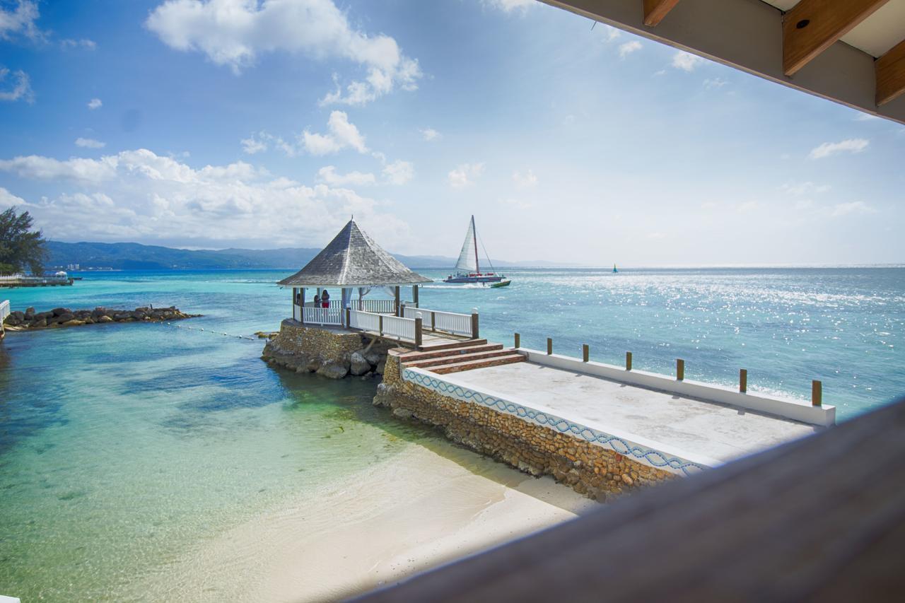 Seagarden Beach Resort Montego Bay Esterno foto