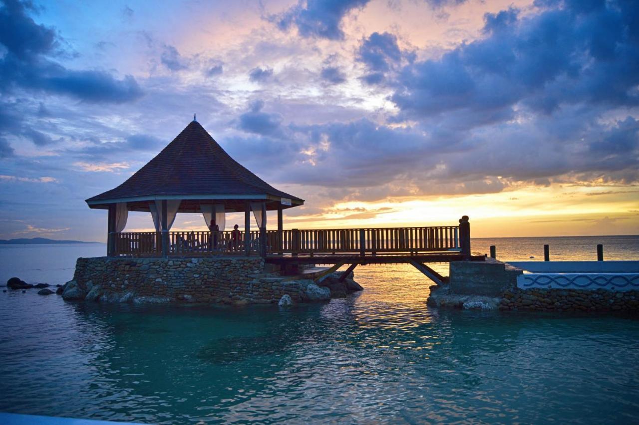 Seagarden Beach Resort Montego Bay Esterno foto