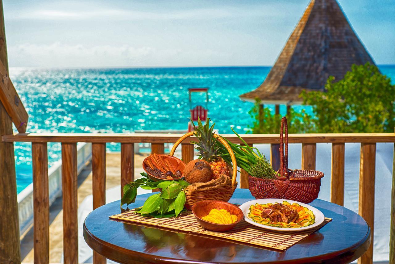 Seagarden Beach Resort Montego Bay Esterno foto