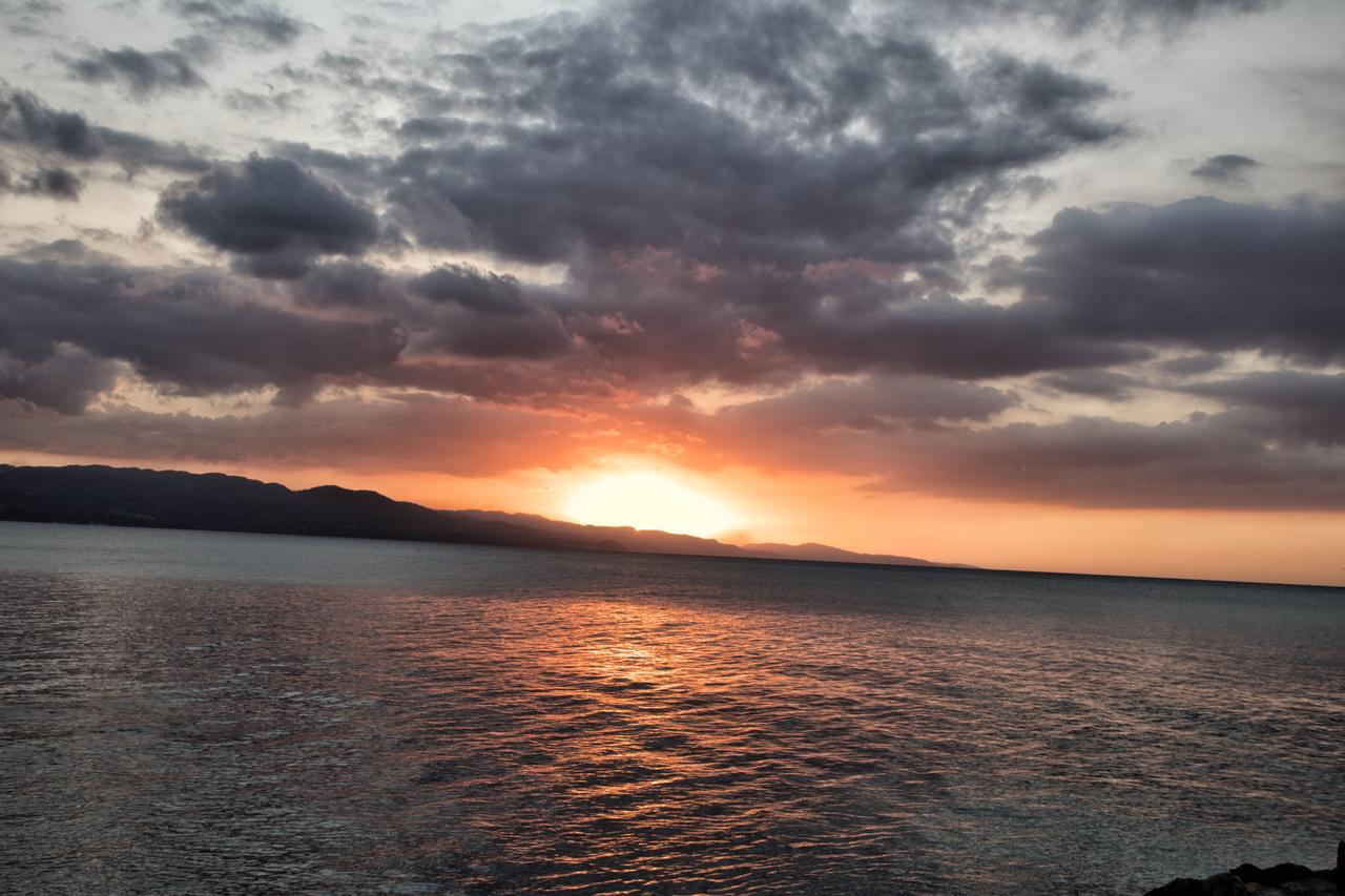Seagarden Beach Resort Montego Bay Esterno foto