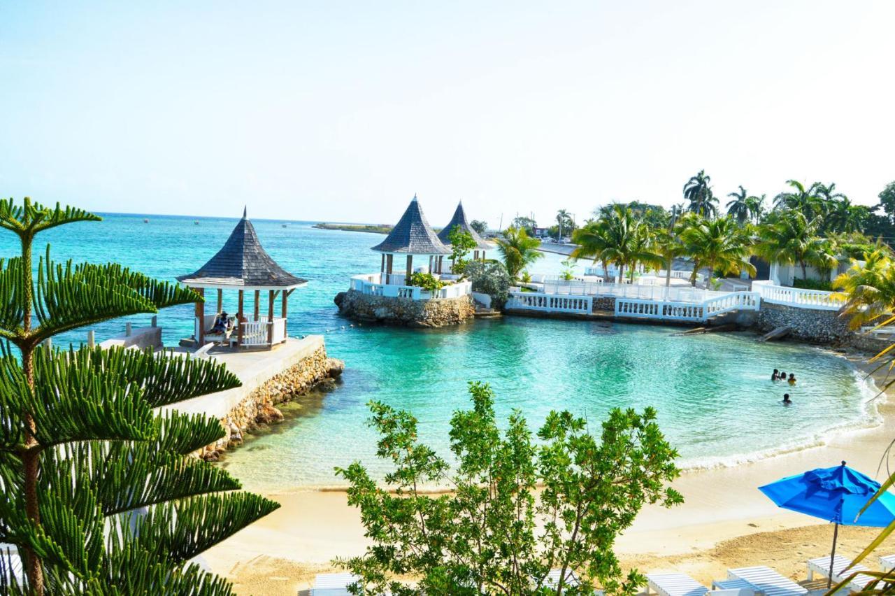 Seagarden Beach Resort Montego Bay Esterno foto