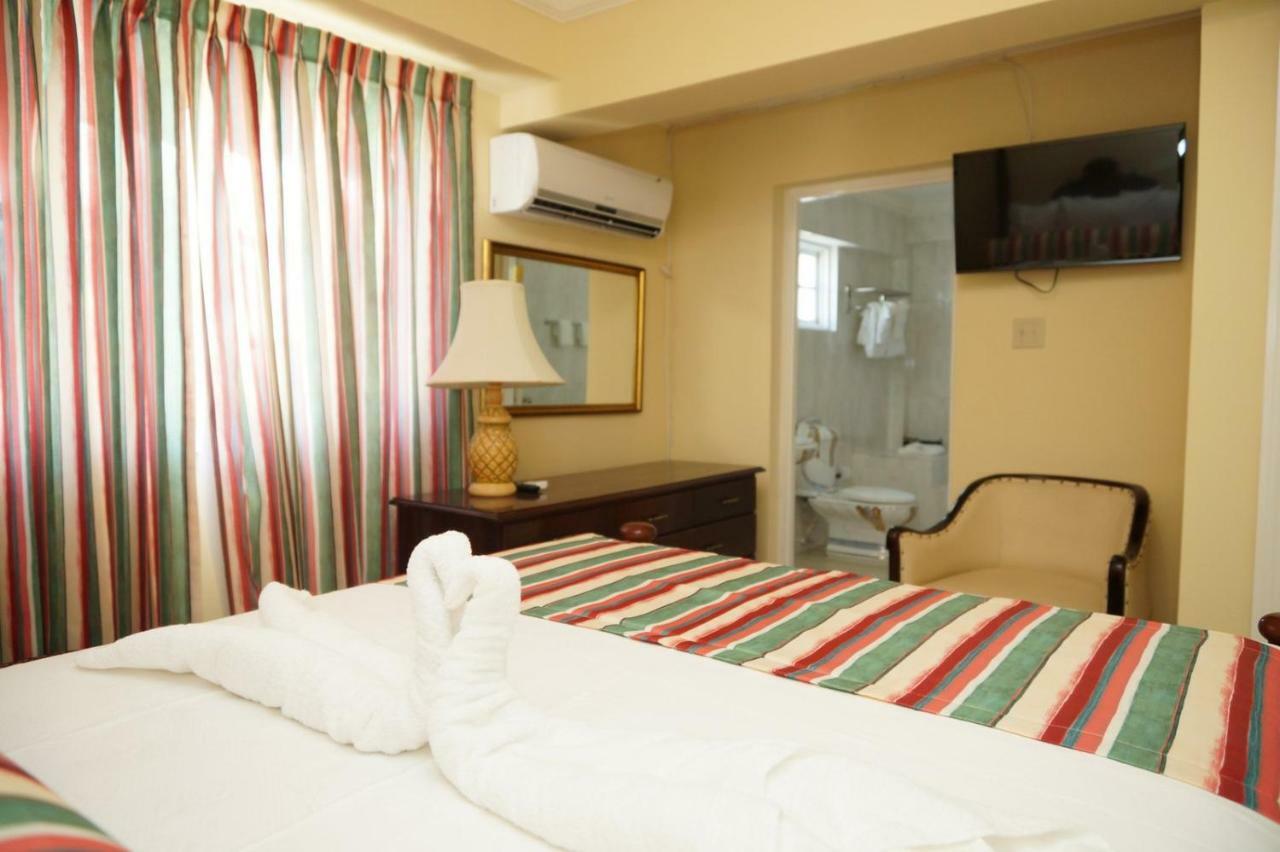 Seagarden Beach Resort Montego Bay Esterno foto